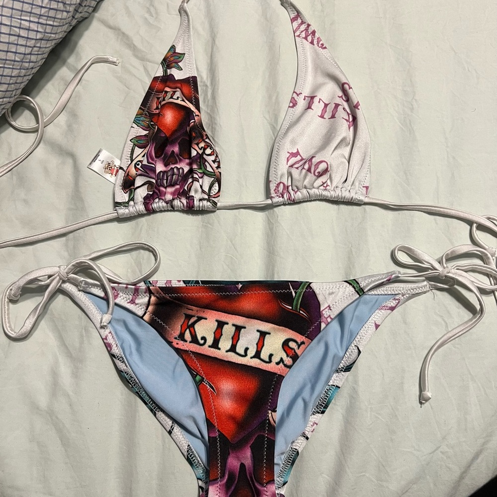 Ed Hardy Love Kills Slowly